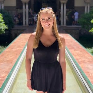 Meet your Posher, Andrea